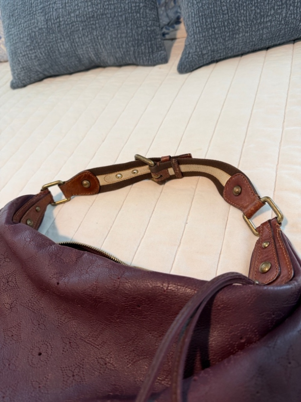 Louis Vuitton Aubergine Vintage Hobo Authentic - Picture 13 of 13